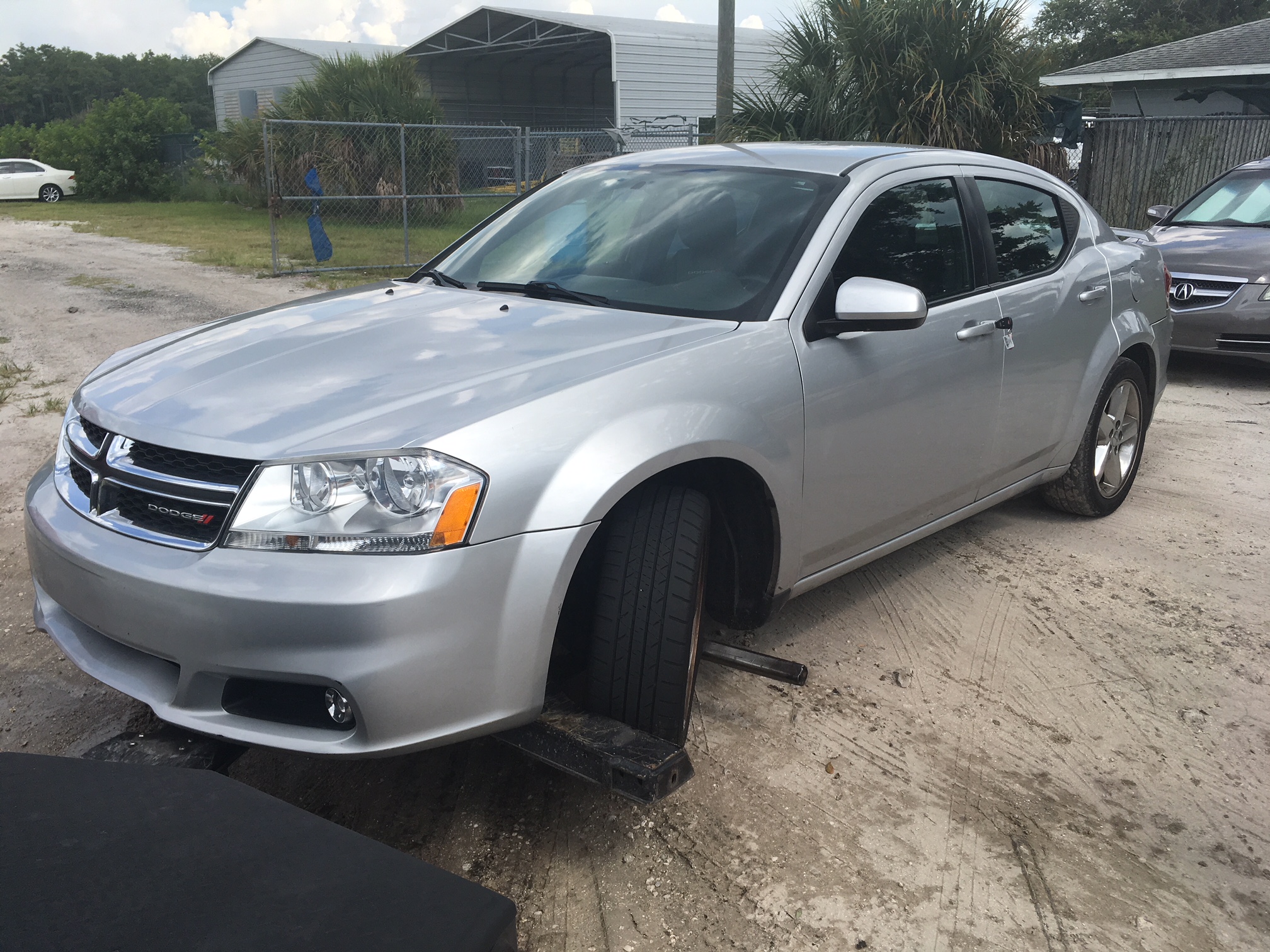 sell-12-dodge-avenger-Grandview