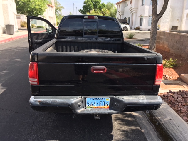 sell-2002-Dodge-Dakota-Val-Verde