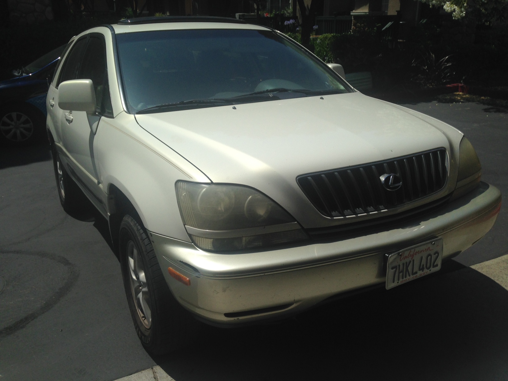 sell-99-lexus-rx300-ElMonte